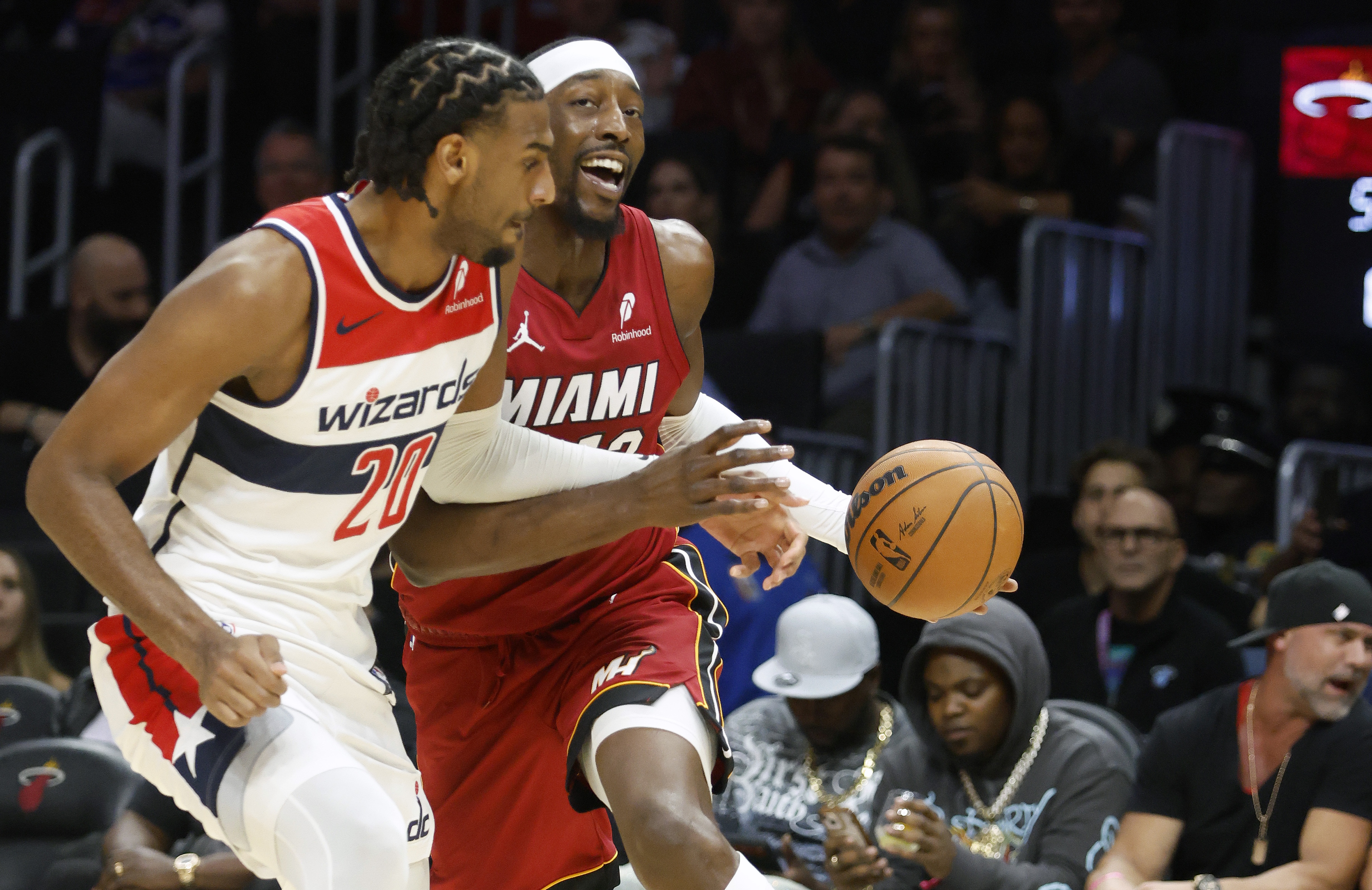 开云体育-奥尼尔:很多人说阿德巴约刷纪录 但若有机会创造历史他就该去做